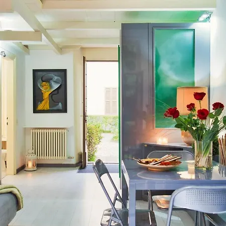 Nona Lakeside At Patrician شقة